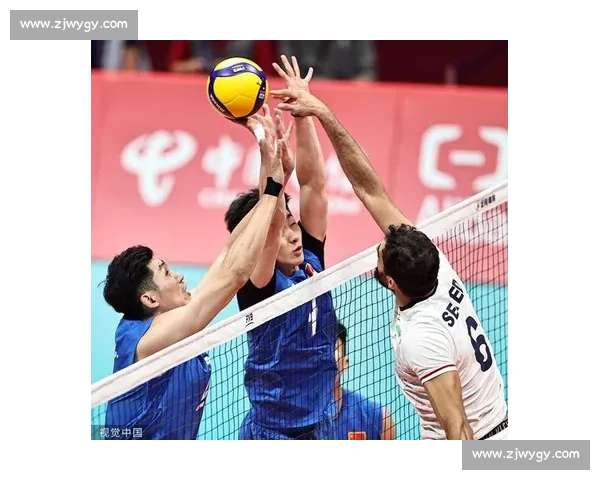 西安曲江竞技中心 1500 上演巅峰对决！中国男排鏖战土耳其男排