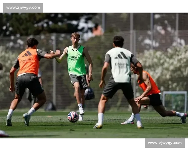 皇马新援首秀！阿诺德、赫伊森领衔出战世俱杯