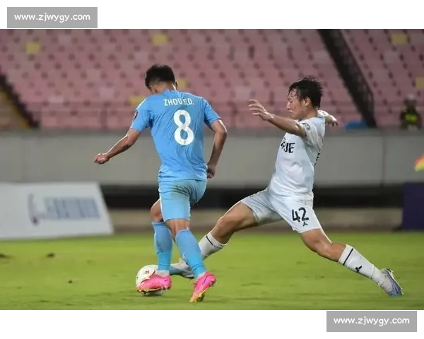 张煜东:逆转功臣感谢队友支持 雨天主场成制胜关键